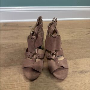 Sole Society Tan Heels with Strappy Design and Stiletto Heel